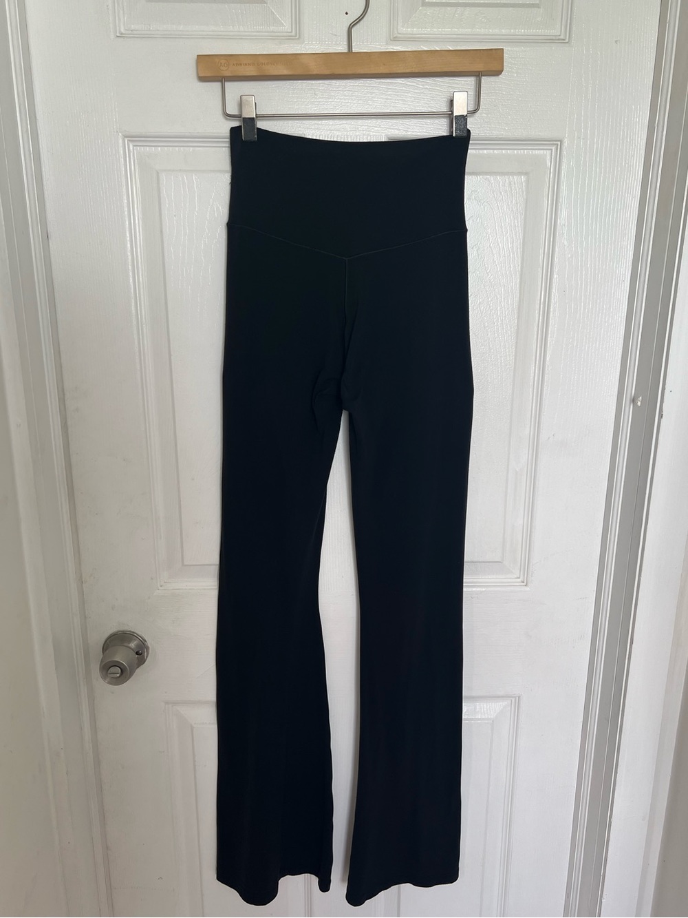 OFFLINE By Aerie Real Me High Waisted Crossover Black Flare Legging Sz Medium - Picture 8 of 10